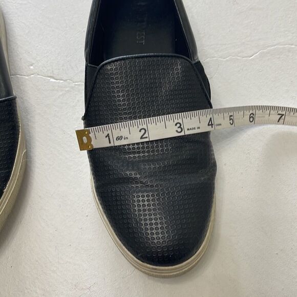 Nine West Vegan leather flats white sole 7.5 - Picture 11 of 12